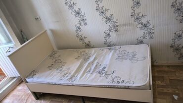 матрас надувной бу: Односпальная Кровать, Б/у