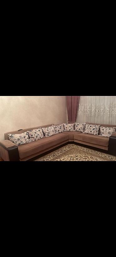 Künc divan, İşlənmiş, Açılan, Bazalı, Çatdırılma yoxdur lalafo.az -da Künc divan, İşlənmiş, Açılan, Bazalı, Çatdırılma yoxdur
