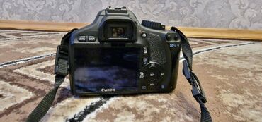 fotoaparat satilir: Salam Canon Eos 550 de Fotoaparat satilir ideal veziyyetde demek