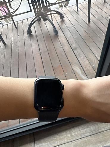 apple watch se3: Продам Apple Watch SE 3, 40 мм, GPS в отличном состоянии. Пользовалась — 1