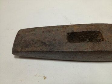 Čekići: Starinski kovani cekic Bez drske Duzina je 122mm Koriscen u stanju sa — 11