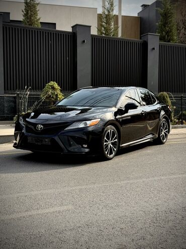 хентай акцент: Toyota Camry: 2018 г., 2.5 л, Автомат, Бензин, Седан