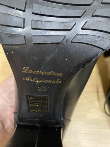 Gležnjače: Gležnjače, Antonella Rossi, 38 — 9