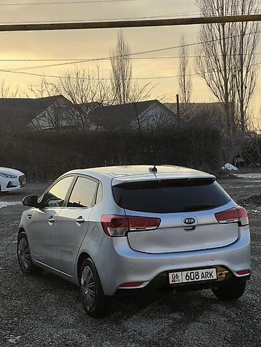 Kia: Kia Rio: 2017 г., 1.4 л, Автомат, Бензин, Хэтчбэк — 4