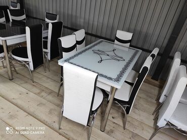 Setovi stolova i stolica: Komplet sto i 6 stolica po akcijskoj ceni. 🔹Stolovi su izradjeni od — 8