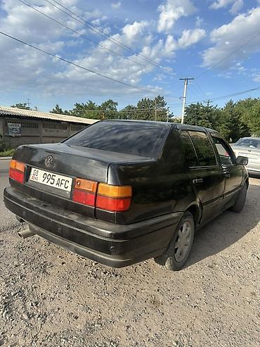 transporter multivan: Volkswagen Vento: 1993 г., 1.8 л, Механика, Газ, Седан — 5