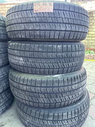 Шины: Шины 215 / 60 / R 16, Зима, Б/у, Комплект, Легковые, Япония, Bridgestone