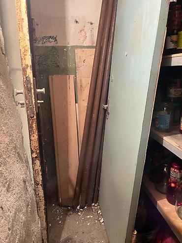 Borular: Dəmir qapıdı satılır sağlam qapıdır istiyən narahat etsin WhatsApp — 2