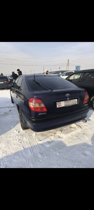 спринтер линиясы менен: Toyota Avensis: 2001 г., 1.8 л, Автомат, Бензин, Хетчбек