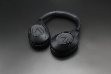 амбушюры для наушников audio technica: Беспроводные полноразмерные наушники черного цвета. Модель имеет