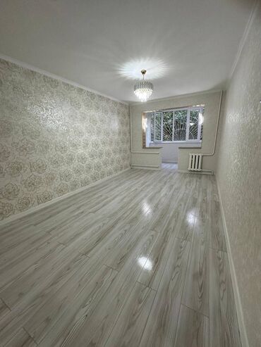 Продажа квартир: 1 комната, 38 м², 104 серия, 1 этаж, Евроремонт