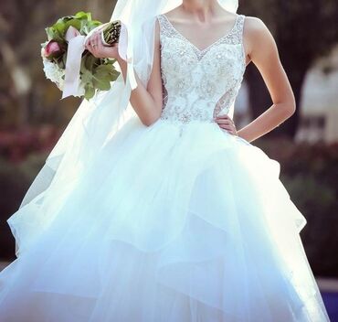 Свадебные платья и аксессуары: Продаю свадебное платье! Идеальное состояние, надевалось 1 раз