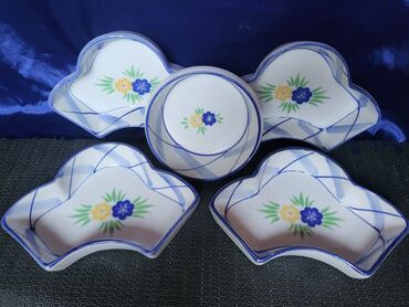 Kuhinjski setovi: Tanjir porcelanski vintaz,petodelni za serviranje,posluzenje. Tanjir na lalafo.rs — 7 Kuhinjski setovi: Tanjir porcelanski vintaz,petodelni za serviranje,posluzenje. Tanjir — 7