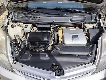 man sat: Toyota Prius: 1.5 l | 2007 il Hetçbek — 8