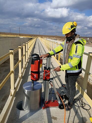 Beton işləri: #Betonkesme #betondeşmə Beton kubik kərpic - dən kəsim deşim — 10