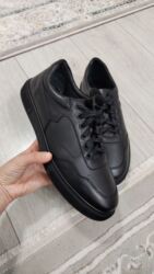 Кроссовки и спортивная обувь: Мужские кроссовки, 43, Новый, цвет - Черный, Платная доставка — 11