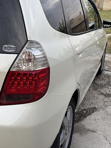 vip razbor: Honda Fit: 2002 г., 1.3 л, Вариатор, Хэтчбэк — 8