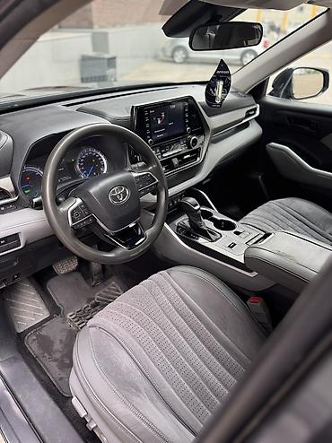 Toyota: Toyota Highlander: 2020 г., 2.5 л, Автомат, Гибрид, Внедорожник — 7