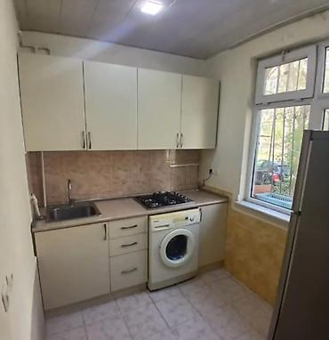 Квартиры: 20 yanvar metrosuna yaxin 2 otaq bina evi ewyali kiraye verilir Aileye — 3
