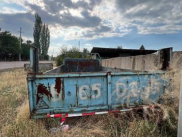 лак авто: Зил длинномерге кузов сатылат. Абалы жакшы, темирде чирик жок. Пол — 2