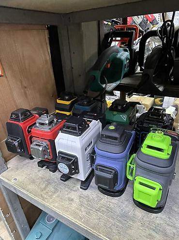 Лазерные уровни: Лазерные уровни (мультилинейные, зелёный луч), аккумуляторные По — 1