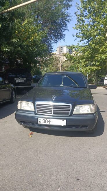 maşın açarı: Mercedes-Benz 220: 2.2 l | 1996 il Sedan