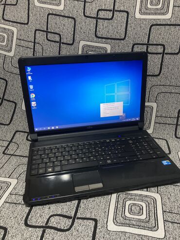 ekran ucun sade sekiller: Intel Core i7, 8 GB, 15.6 "