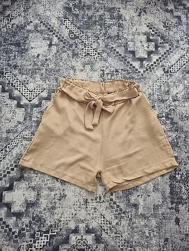 Bež ženske šorts pantalone sa visokim strukom i kaišem na vezivanje na lalafo.rs Bež ženske šorts pantalone sa visokim strukom i kaišem na vezivanje