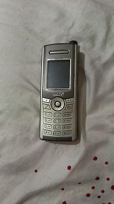 philips xenium 9@9u: İntelektual 3-ü 1-də Thuraya SG-2520 telefonu, Peyk, üç-kanallı GSM və — 2
