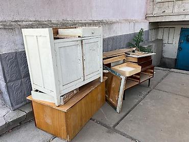 таксы даром: Отдам даром мебель можно на дрова
самовывоз — 1