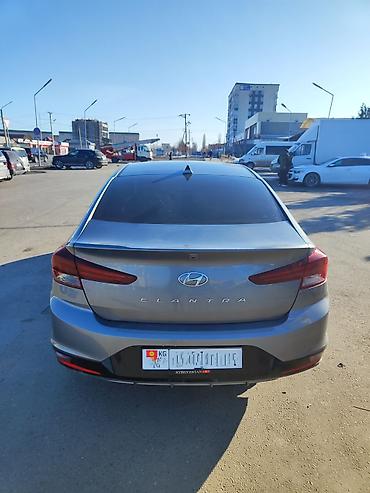 Hyundai: Hyundai Elantra: 2019 г., 2 л, Автомат, Бензин, Седан — 2