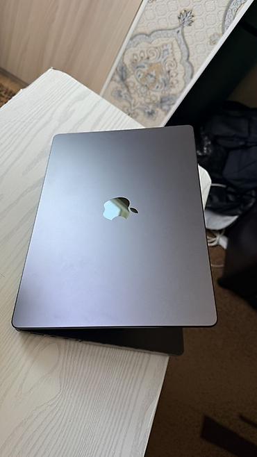 mac studio: Apple MacBook Pro 14 (цвет Space Gray). 1TB, 18gb cpu. 87% аккум — 5