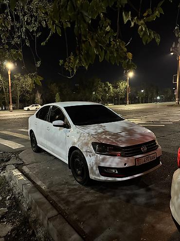 b v d: Volkswagen Polo: 2017 г., 1.6 л, Автомат, Бензин, Седан — 4