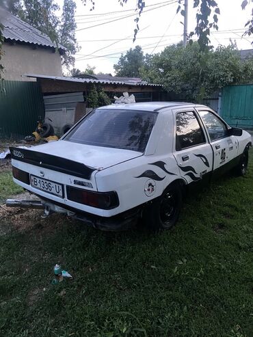 продам машину с последующим выкупом: Срочно продаю Белый седан Ford Sierra 2.0 ohc Проблемы с карбюратором