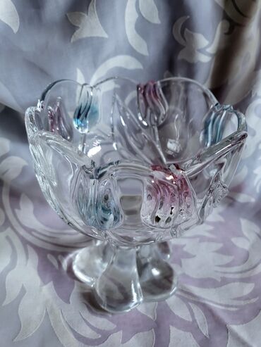 Ostalo posuđe: Bombonijera nova tkz tulipan Walther,Nemacka iz 70ih. Bombonijera na lalafo.rs — 5 Ostalo posuđe: Bombonijera nova tkz tulipan Walther,Nemacka iz 70ih. Bombonijera — 5