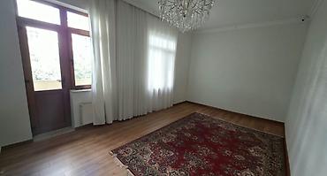 goranboyda ev satilir: Bakı, Montin, 5 otaqlı, Köhnə tikili, m. Nəriman Nərimanov, 175 kv. m — 3