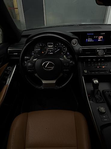 Lexus: Lexus IS: 2018 г., 2 л, Автомат, Бензин — 4