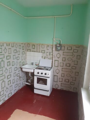 снимать квартира: 1 комната, 33 м², 105 серия, 1 этаж, Старый ремонт