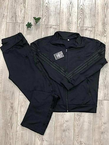 Gornji i donji deo: 2xl 3xl 4xl
3000 din. E — 2