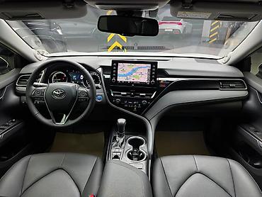 sg 5: Toyota Camry: 2023 г., 2.5 л, Автомат, Гибрид, Седан — 7