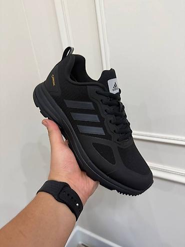 Мужские кроссовки, 40, 40.5, 41, Adidas, Новый, цвет - Черный, Бесплатная доставка, Платная доставка