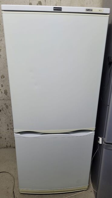 бытовая техника в рассрочку ош: Холодильник АТЛАНТ 
Работает хорошо, тихо
Высота 150