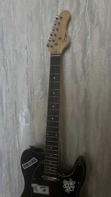 qara çanta: Smiger elektro gitara tezedir stikerleri temizlenib, yaxsi — 2
