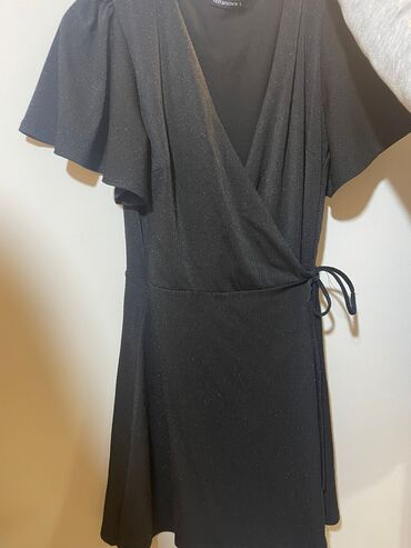 zara vezena haljina: Terranova M (EU 38), L (EU 40), bоја - Crna, Kratkih rukava
