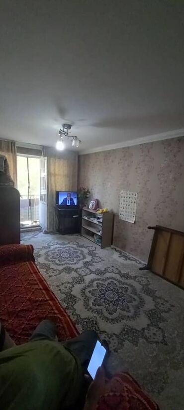 сниму в аренду дом: 1 комната, 35 м², 103 серия, 4 этаж, Старый ремонт