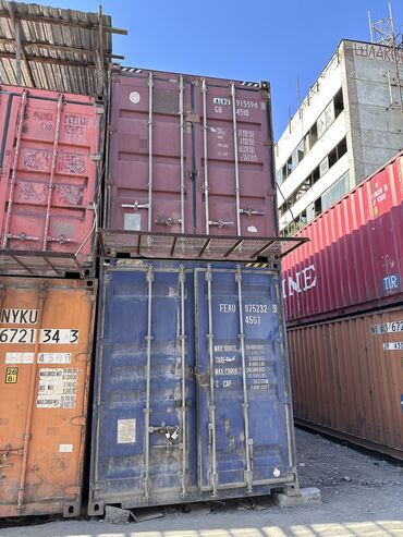 ошский рынок контейнер: Продаю два контейнера морской, каждый по 45-55тонн, забирать с рынка