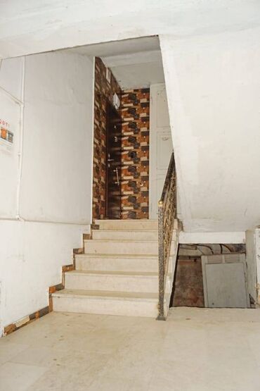 Köhnə tikili: Bakı, 5 otaqlı, Köhnə tikili, m. Gənclik, 150 kv. m — 16