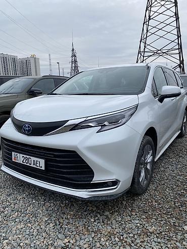 Toyota: Toyota Sienna: 2023 г., 2.5 л, Автомат, Гибрид, Минивэн — 2
