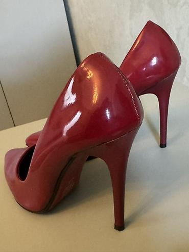 Tuflilər: Qırmızı klassik qadın tuflisi – stilettos - Model: Nazik burunlu — 1