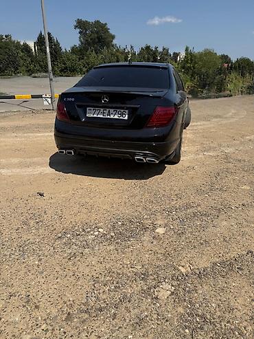 sanata 2008: Mercedes-Benz C 320: 3 l | 2008 il Sedan — 5